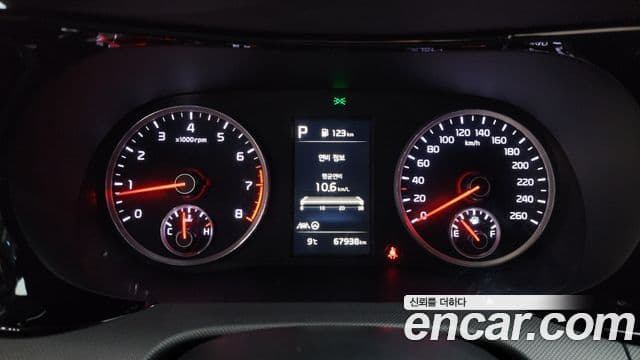Kia K5 2021 — ფოტო 6/20