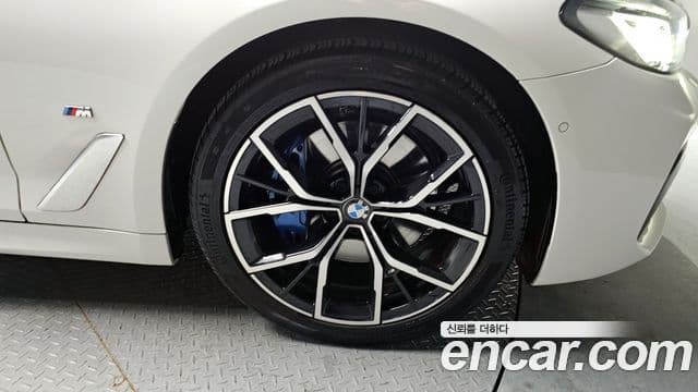 BMW 5 Series 2022 — ფოტო 2/20