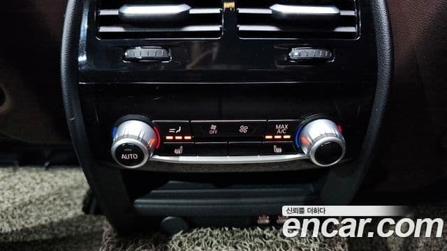 BMW 5 Series 2022 — ფოტო 20/20