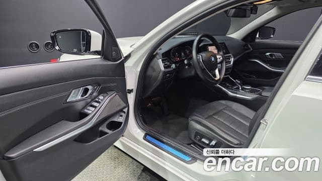 BMW 3 Series 2021 — Şəkil 10/20