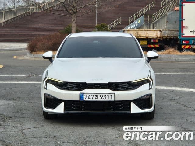 Kia K5 2024 — Şəkil 2/20
