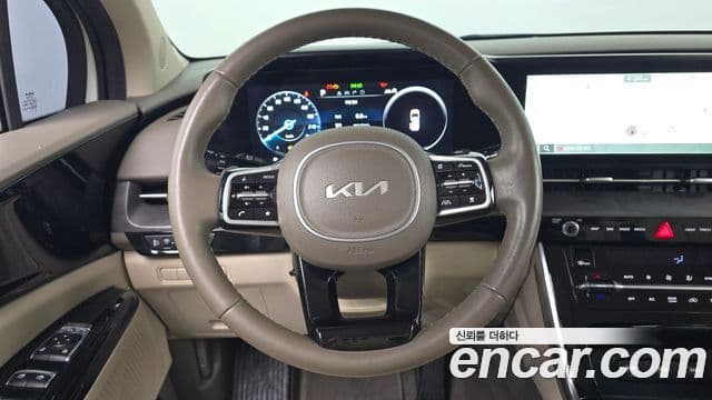 Kia Carnival 2022 — Şəkil 13/20