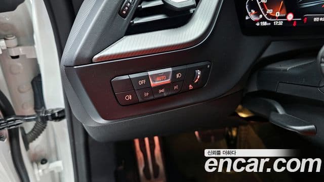 BMW 2 Series Gran Coupe 2023 — фото 18 из 20