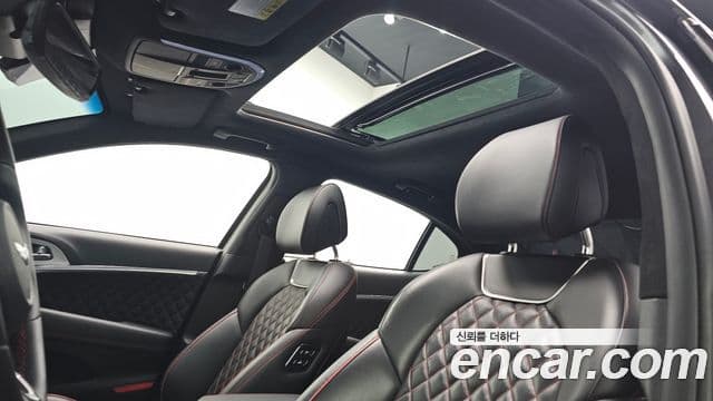 Genesis G70 2019 — ფოტო 16/20