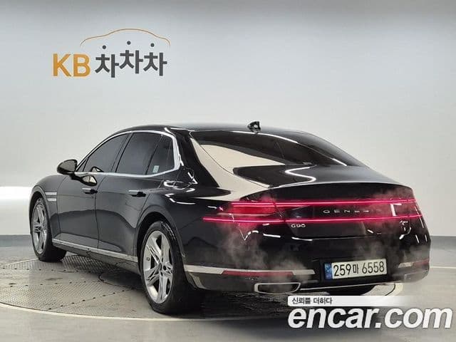 Genesis G90 2022 — Şəkil 1/20