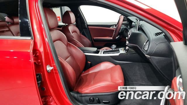 Kia Stinger 2019 — ფოტო 11/20