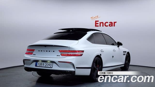 Genesis Electrified G80 2022 — фото 2 из 20