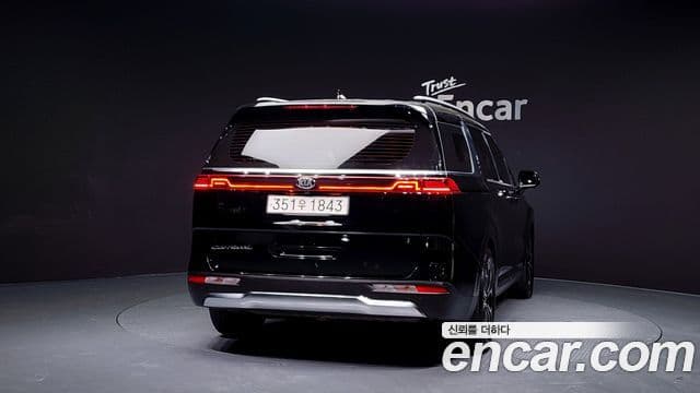 Kia Carnival 2020 — фото 4 из 20