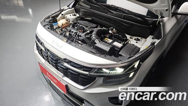 Kia Seltos 2022 — Şəkil 6/20