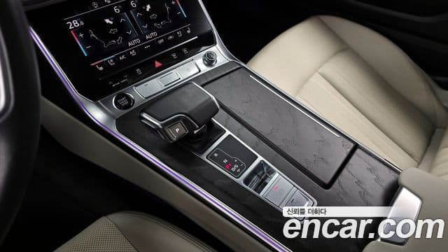 Audi A6 2023 — ფოტო 17/20