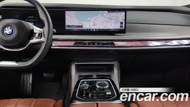 BMW i7 2023 — Photo 5/20