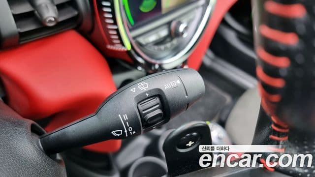 Mini Cooper S Convertible 2019 — Şəkil 16/20