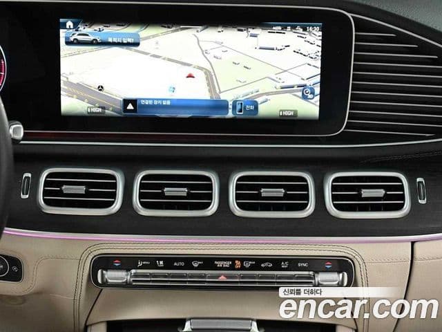 Mercedes-Benz GLE-Class 2025 — ფოტო 13/20