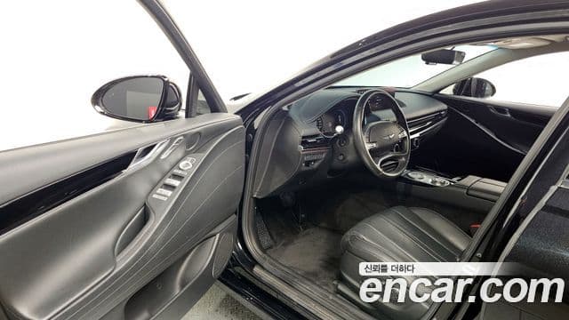 Genesis Electrified G80 2020 — фото 10 из 20