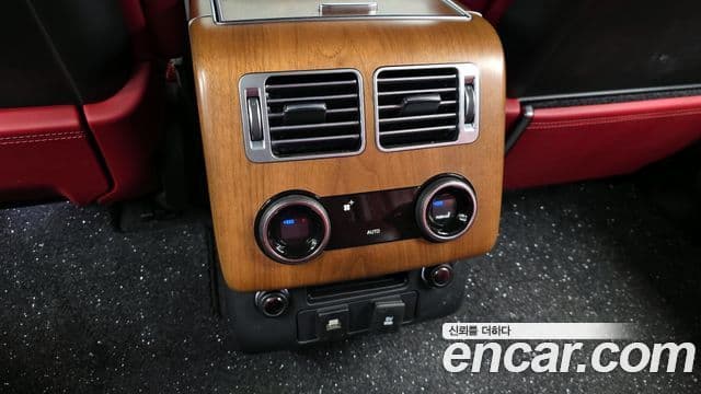 Land Rover Range Rover 2021 — Şəkil 19/20