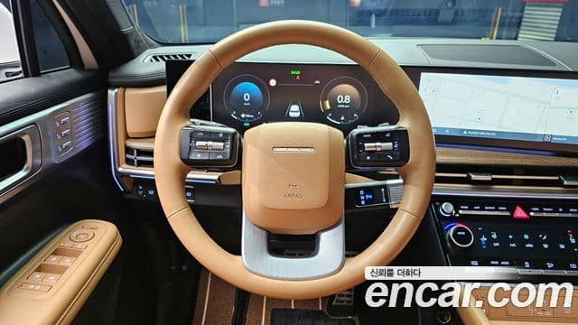 Hyundai Santa Fe 2023 — ფოტო 13/20