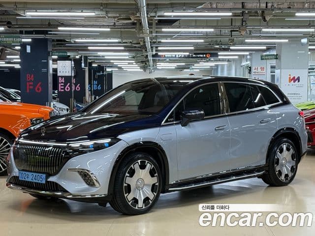 Mercedes-Benz EQS SUV 2024 — ფოტო 1/20