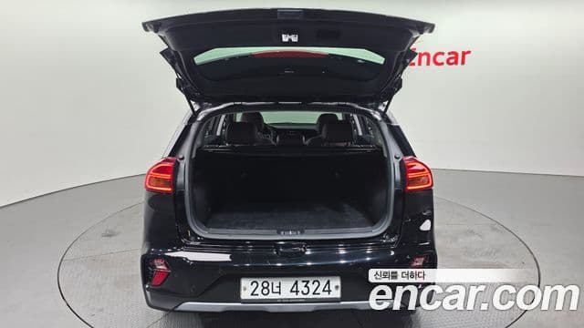Kia Niro 2019 — Şəkil 20/20