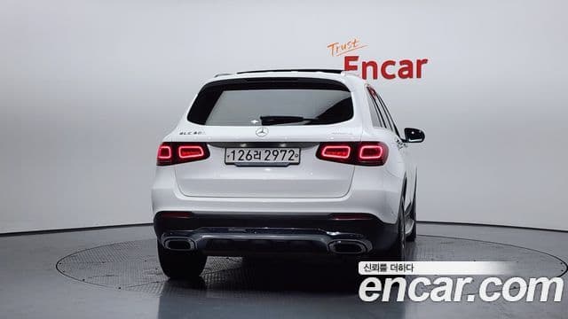 Mercedes-Benz GLC-Class 2020 — ფოტო 3/20