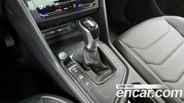 Volkswagen Tiguan 2024 — фото 9 из 20