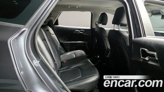 Kia Sportage 2021 — Şəkil 12/20