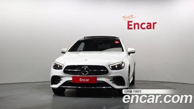 Mercedes-Benz E-Class 2022 — ფოტო 3/20