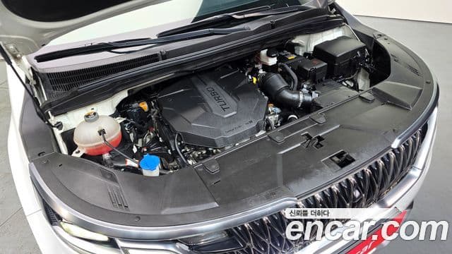 Kia Carnival 2021 — фото 6 из 20