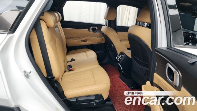 Kia Sorento 2021 — Şəkil 12/20