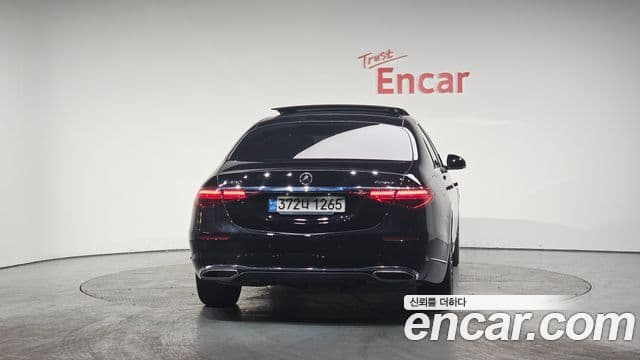 Mercedes-Benz S-Class 2022 — ფოტო 4/20
