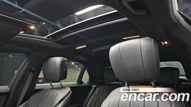 Mercedes-Benz S-Class 2022 — ფოტო 16/20