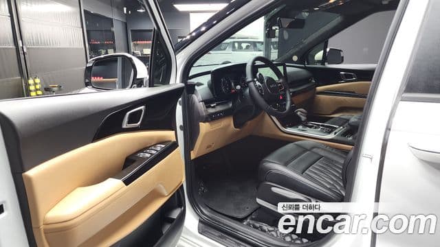Kia Carnival 2023 — Фото 10/20