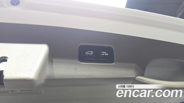 Kia Carnival 2023 — Şəkil 20/20