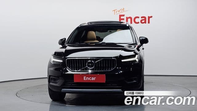 Volvo XC40 2021 — Şəkil 3/20