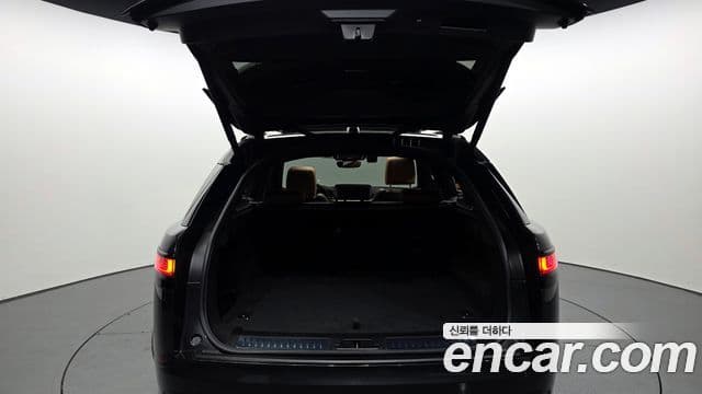 Land Rover Range Rover Velar 2023 — ფოტო 20/20