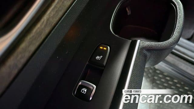 Kia Sorento 2021 — Фото 18/20