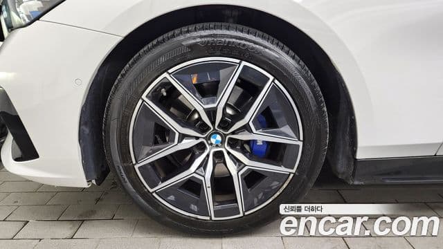 BMW 5 Series 2025 — фото 5 из 20