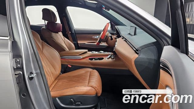 Genesis GV70 2022 — фото 10 из 20
