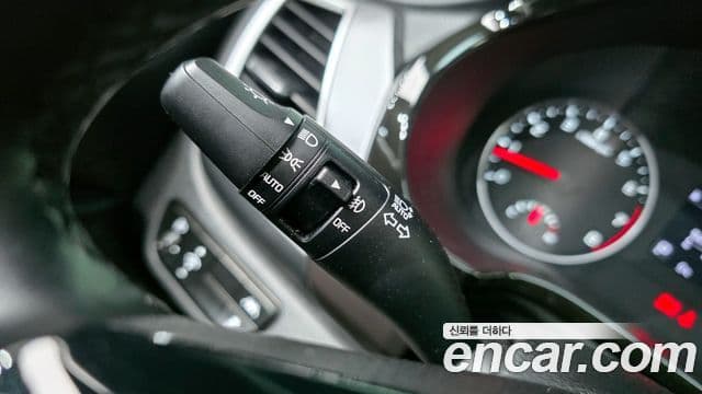 Kia Seltos 2021 — Şəkil 18/20