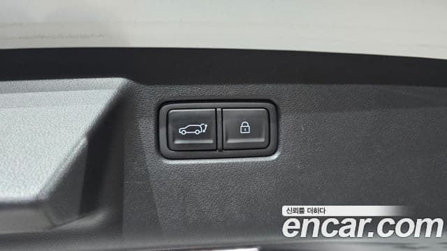 Hyundai Santa Fe 2023 — Şəkil 19/20