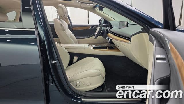 Genesis Electrified G80 2020 — Şəkil 10/20