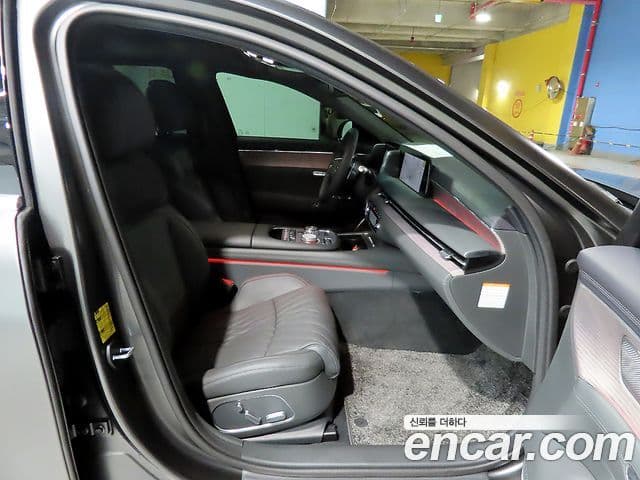 Genesis G90 2025 — ფოტო 8/20
