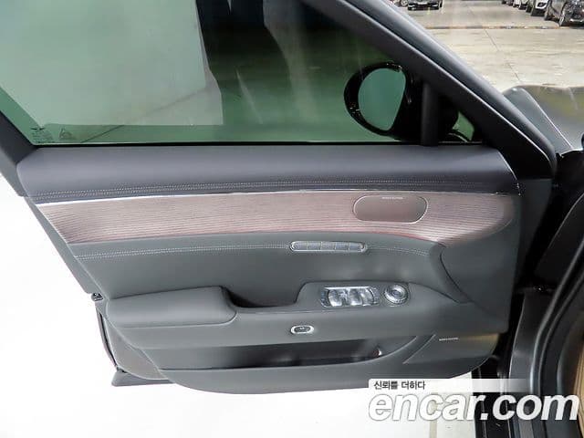 Genesis G90 2025 — ფოტო 14/20
