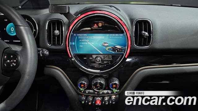 Mini Cooper Countryman 2024 — ფოტო 15/20