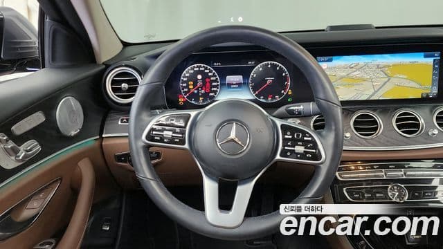 Mercedes-Benz E-Class 2019 — Şəkil 13/20