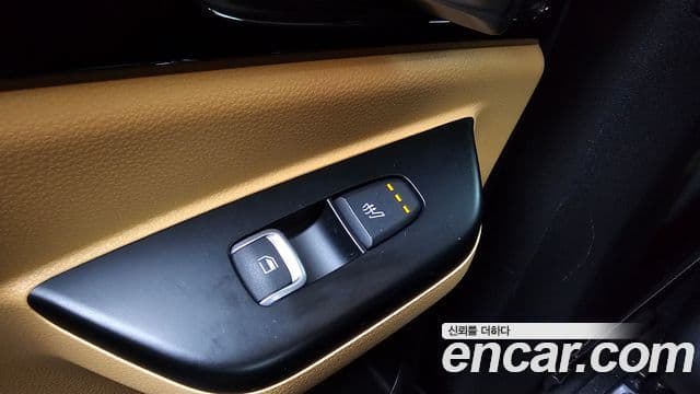 Kia Carnival 2020 — Şəkil 19/20