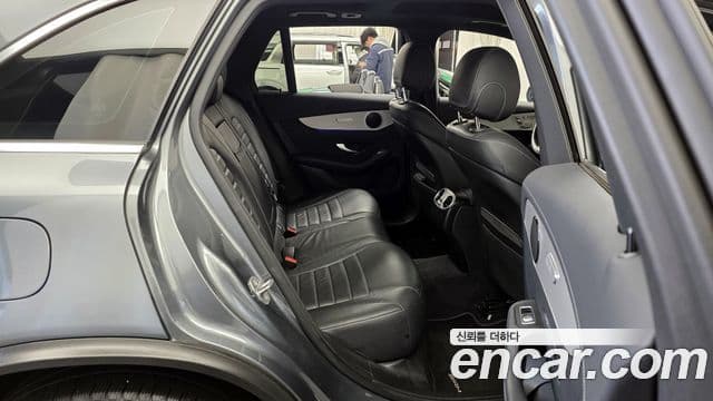 Mercedes-Benz GLC-Class 2021 — ფოტო 12/20