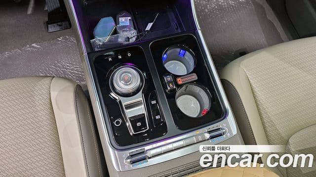 Kia Carnival 2024 — фото 7 из 20