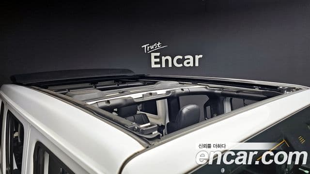 Jeep Wrangler 2021 — Фото 19/20