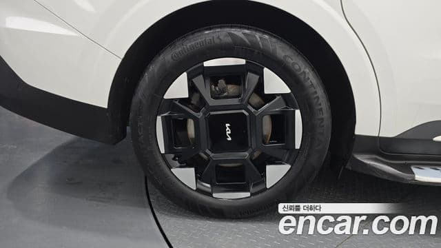 Kia Carnival 2024 — Şəkil 4/20