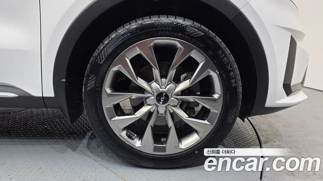 Kia Sorento 2021 — ფოტო 5/20